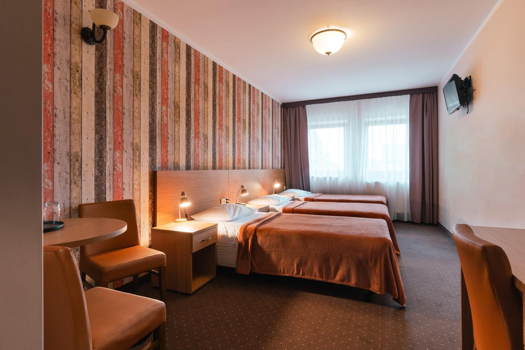 Hotel Pod Figura Ogrodzieniec Szoba fotó